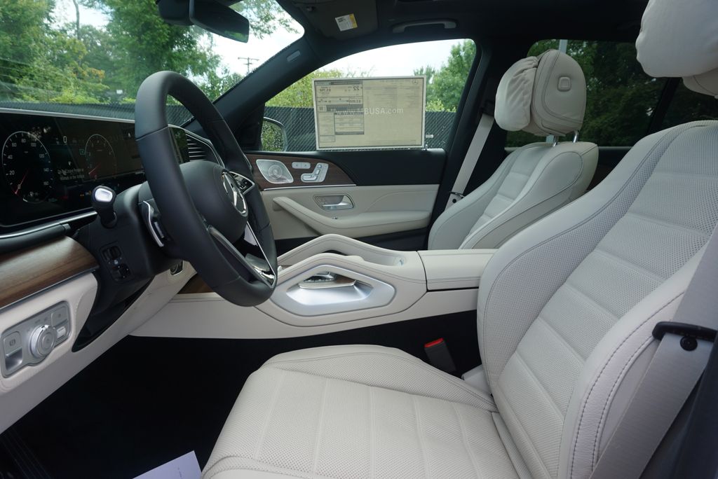 Thumbnail: 2026 Mercedes-Benz GLE - 9