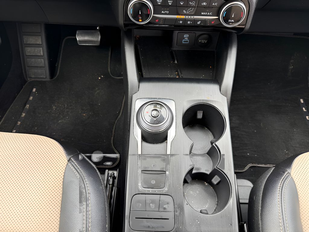 2022 Ford Escape Hybrid
