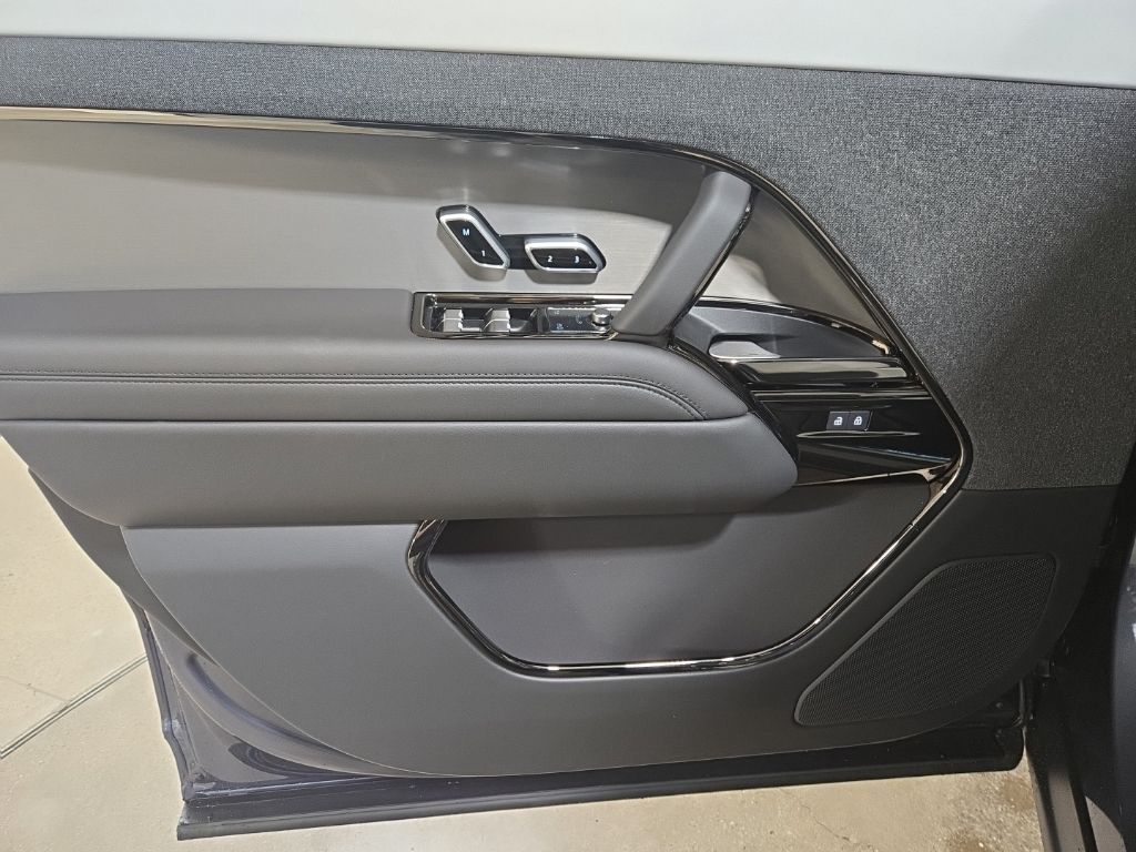 New 2026 Blue Land Rover Dynamic SE image 22