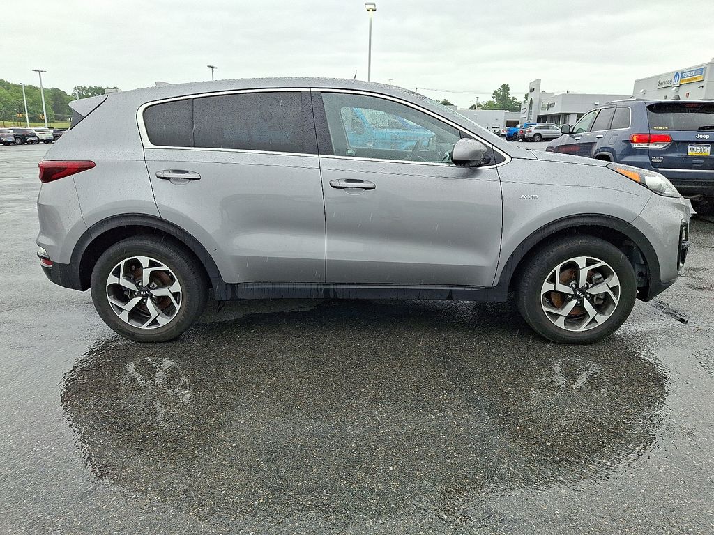 2022 Kia Sportage — photo 8