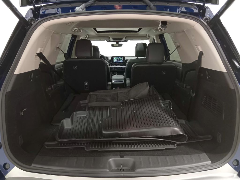 2024 Nissan Pathfinder SL 4WD