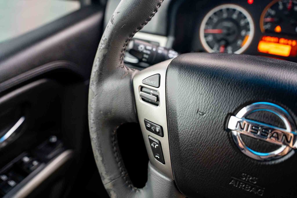 Used Car 2015 Nissan Armada  Sv For Sale Under $12,000 In Austin, Texas