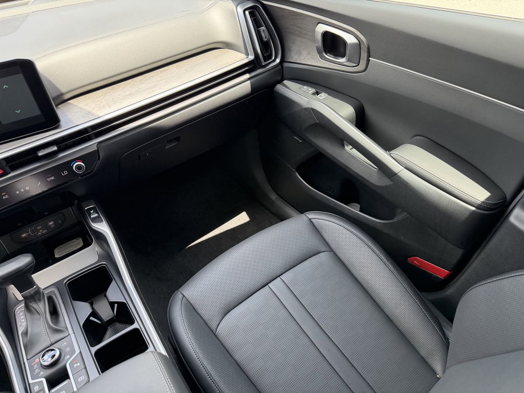 new 2026 Kia Sorento car, priced at $38,154