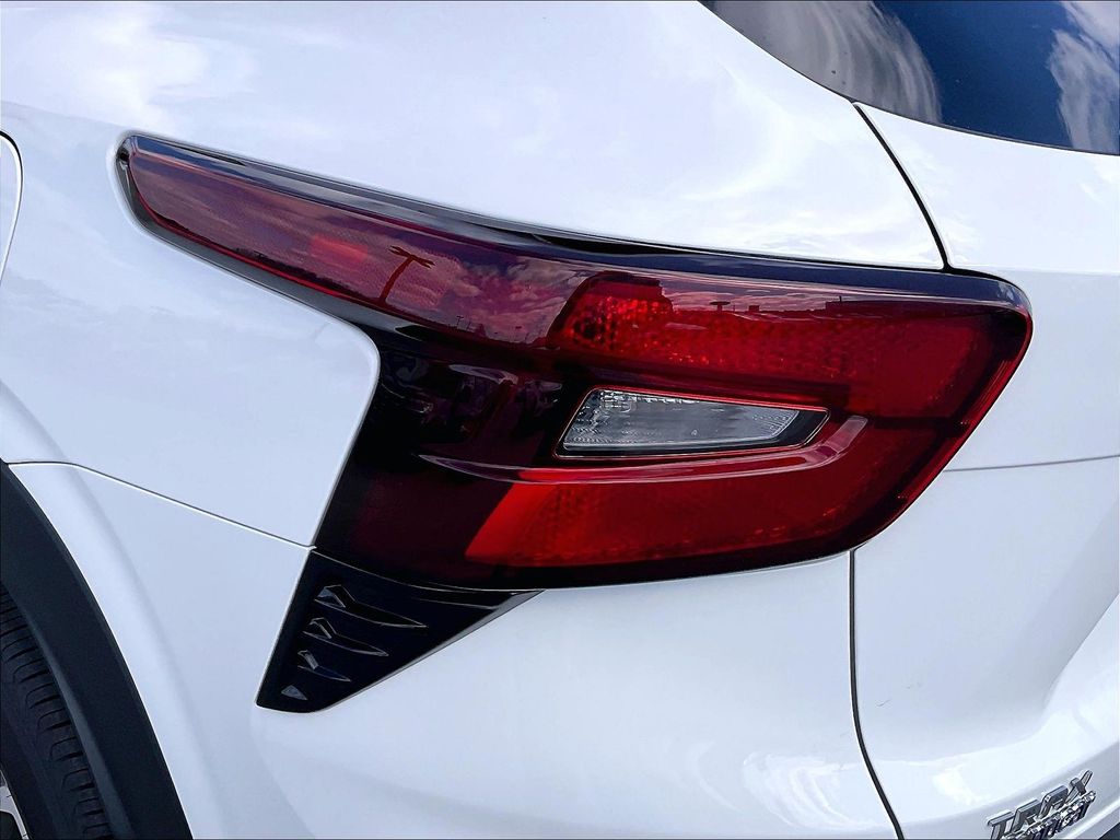 2025 Chevrolet Trax — photo 30