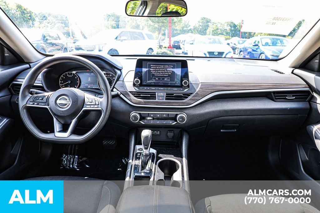 Used 2024 Gray Nissan 2.5 SV image 27