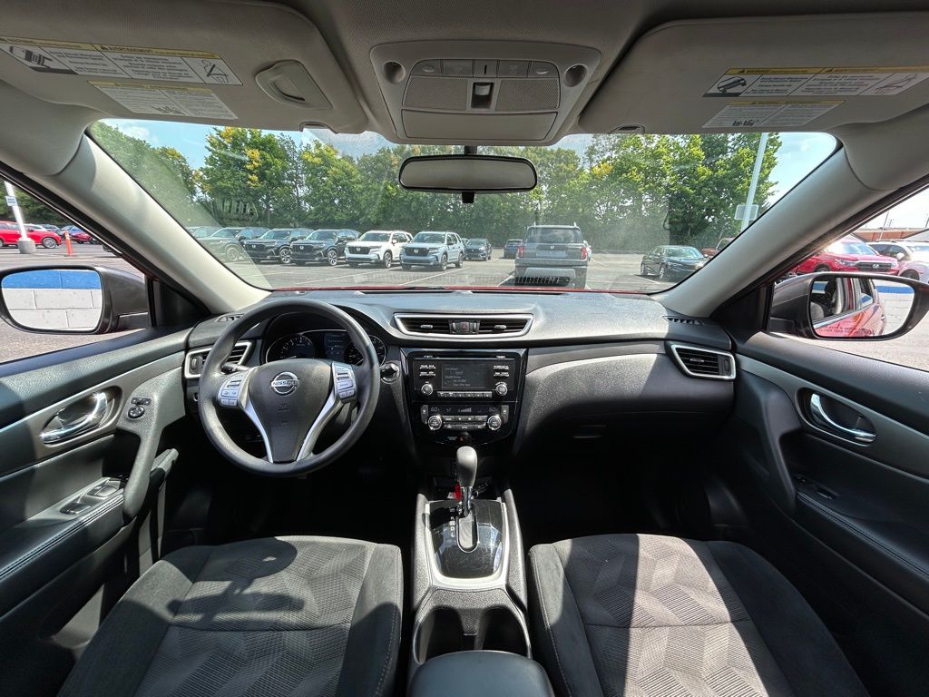 Thumbnail: 2015 Nissan Rogue - 13