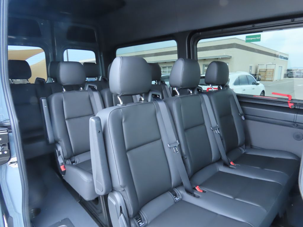 Thumbnail: 2025 Mercedes-Benz Sprinter - 21