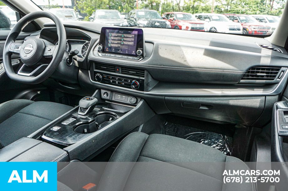 Used 2024 Silver Nissan S image 23