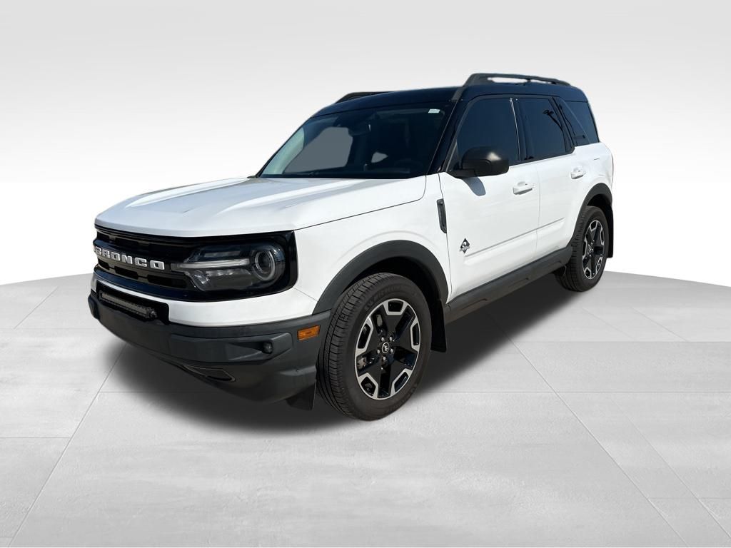 2021 Ford Bronco Sport Outer Banks 3