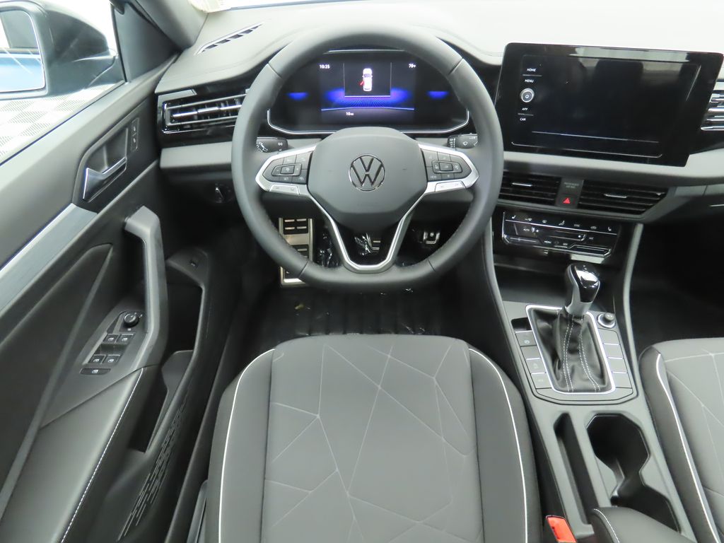 Thumbnail: 2025 Volkswagen Jetta - 11