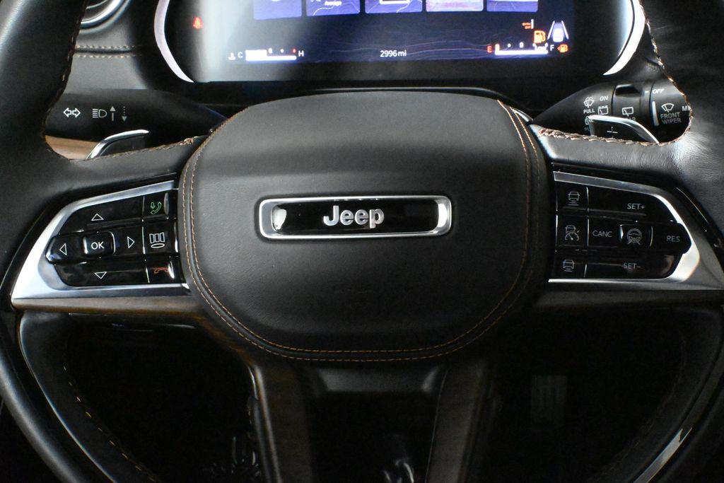 Thumbnail: 2025 Jeep Grand Cherokee L - 18