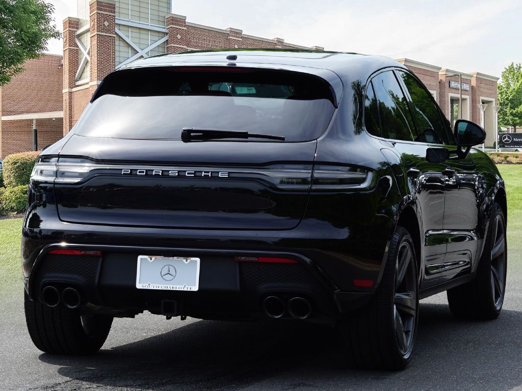 Thumbnail: 2023 Porsche Macan - 6