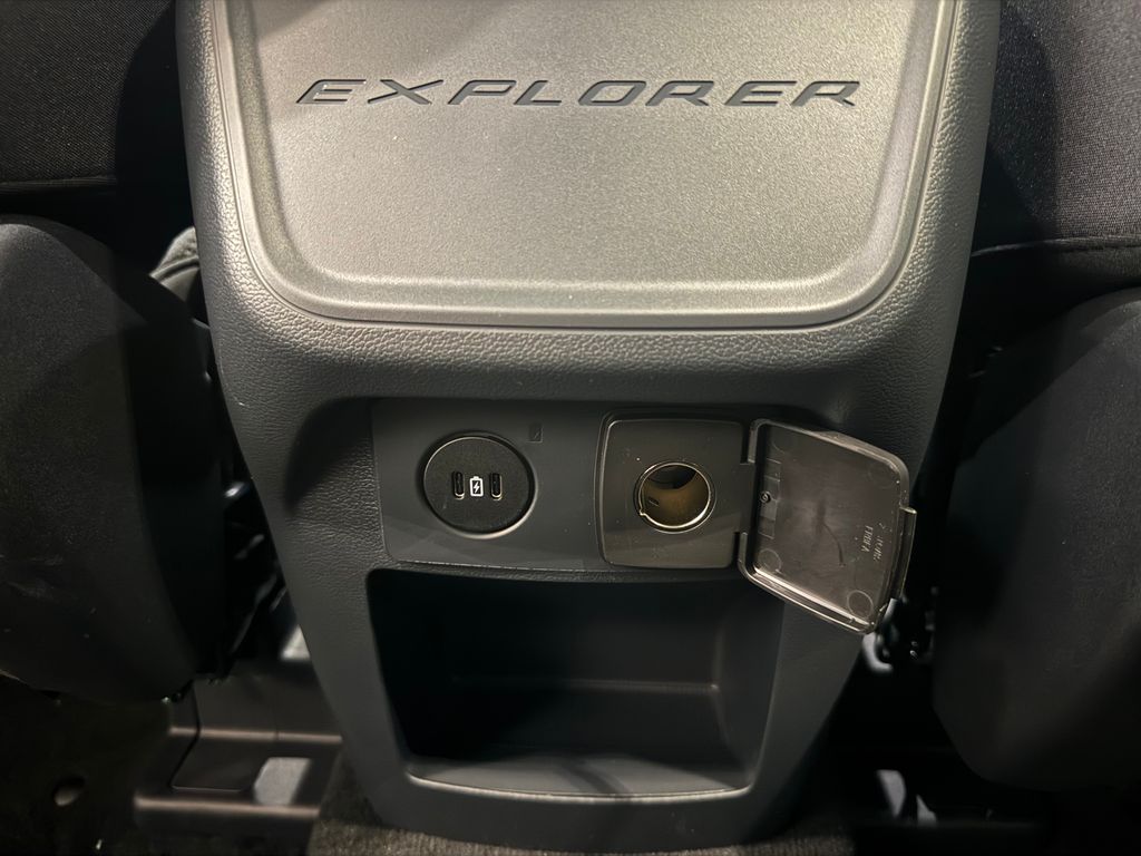 2026 Agate Black Metallic Ford Explorer Active RWD SUV