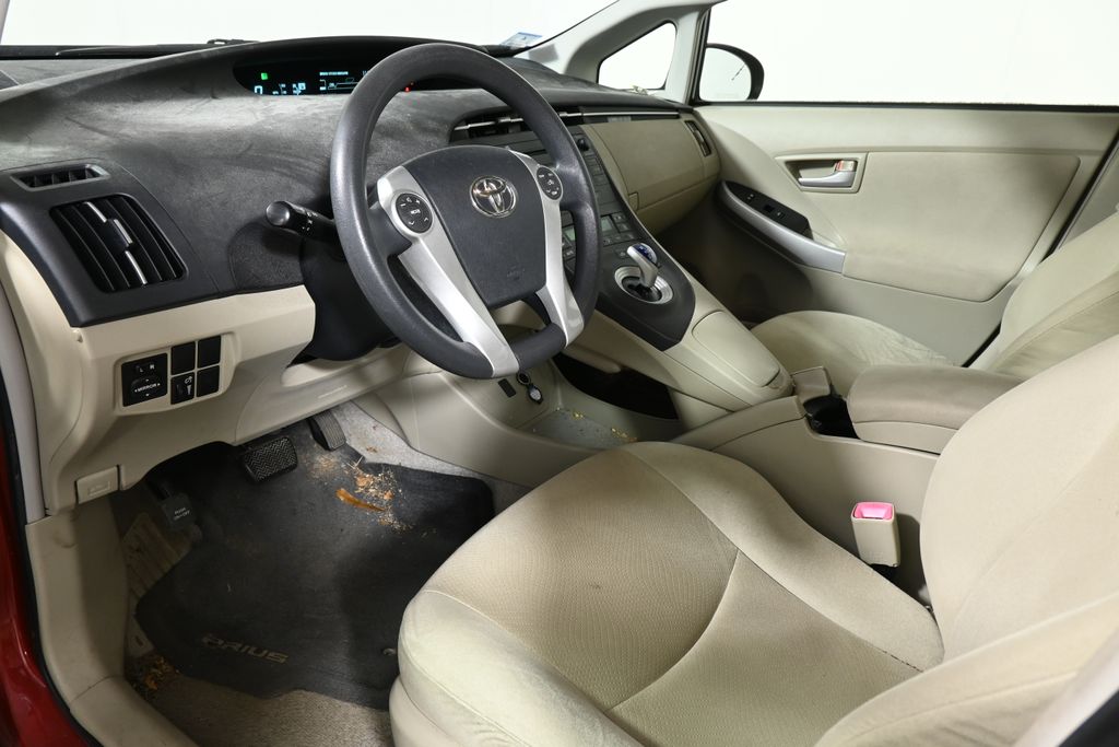 Thumbnail: 2011 Toyota Prius - 4