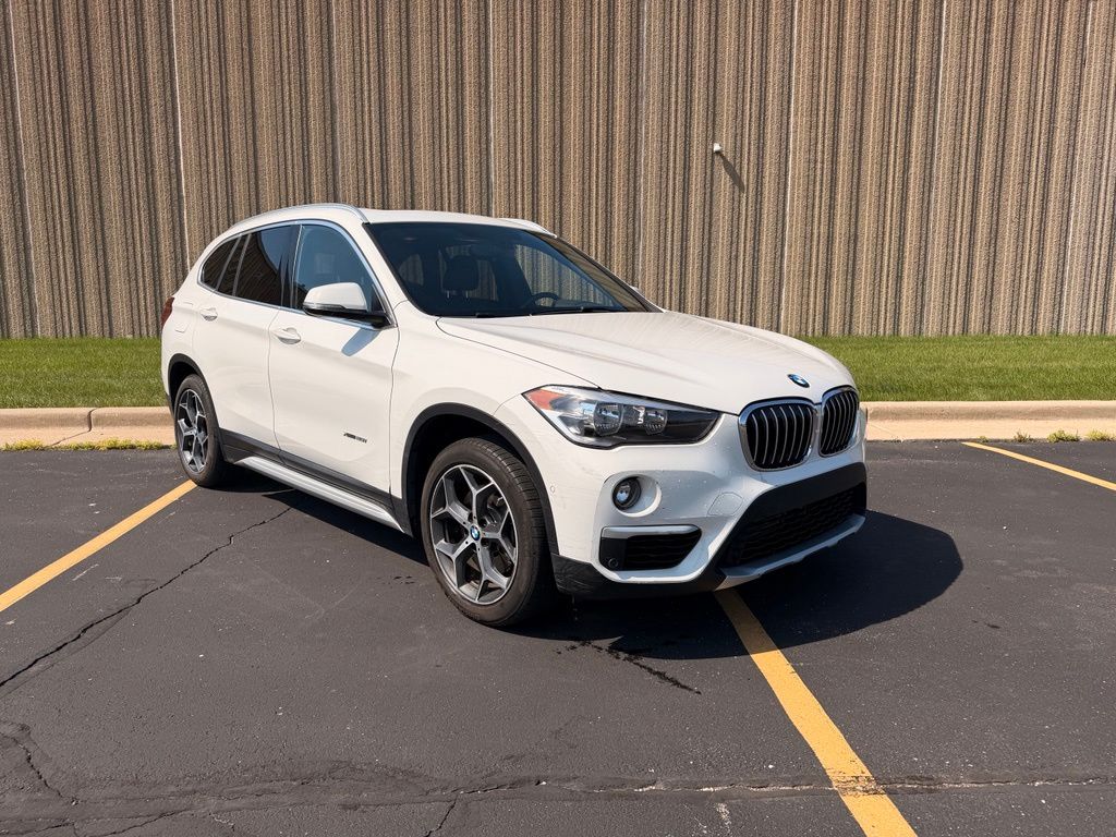 Used 2017 BMW X1 28i with VIN WBXHT3C38H5F78093 for sale in Glendale, WI