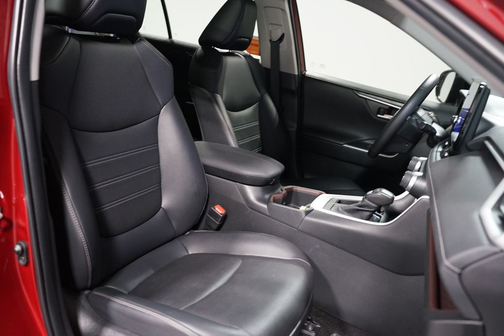 Thumbnail: 2023 Toyota RAV4 - 29