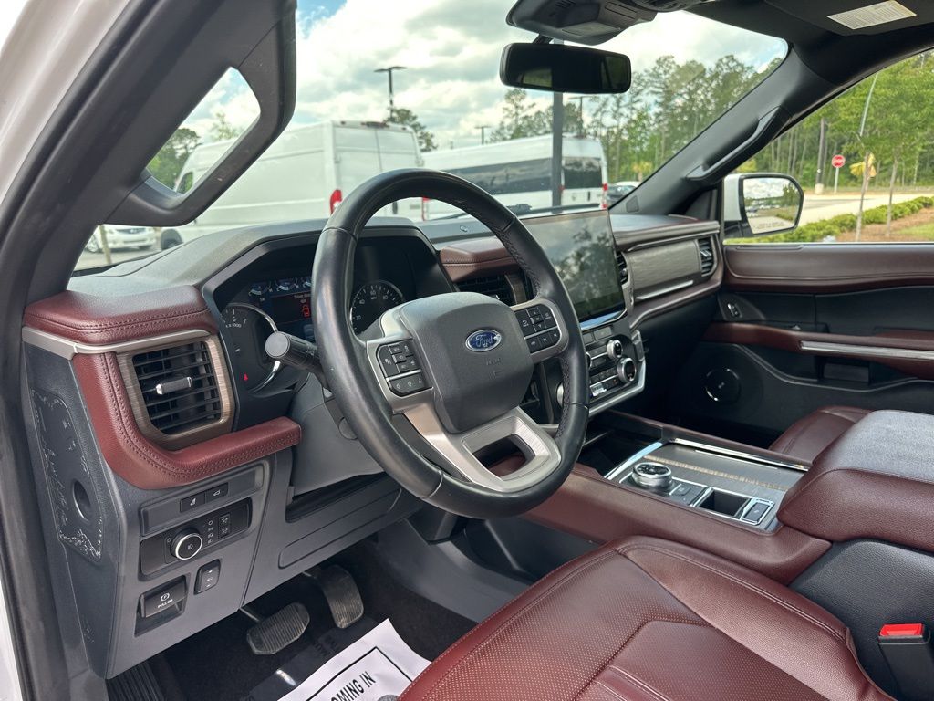2023 Oxford White Ford Expedition Limited RWD SUV