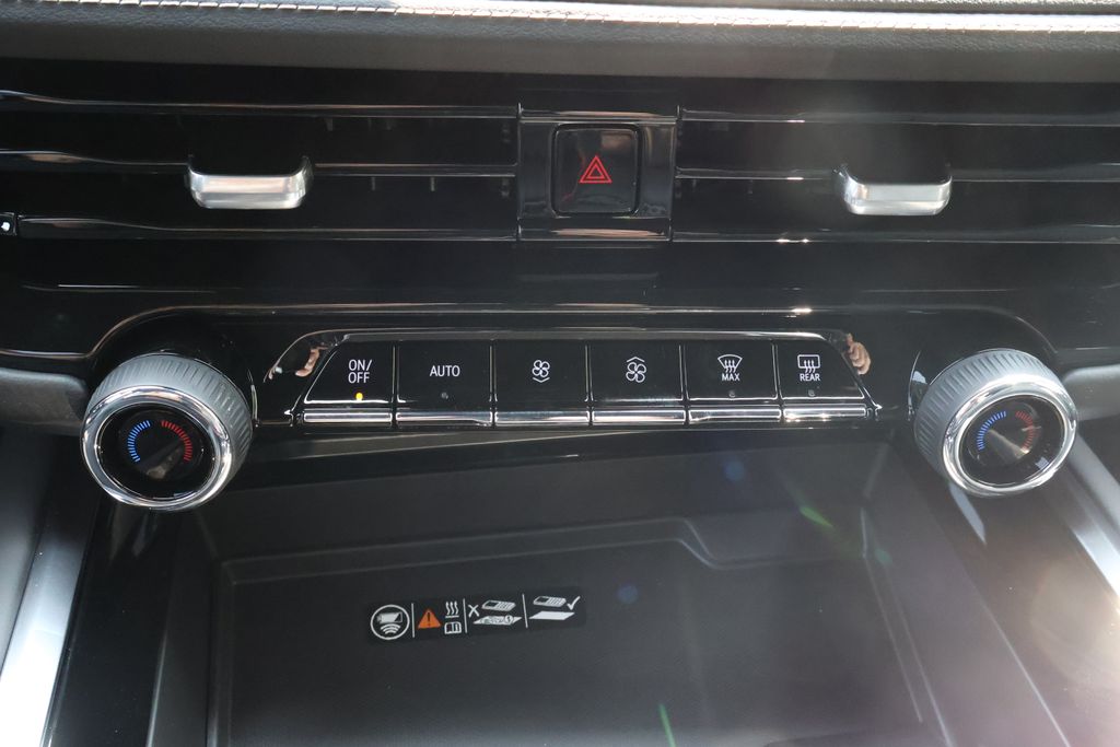 Thumbnail: 2025 Chevrolet Tahoe - 28