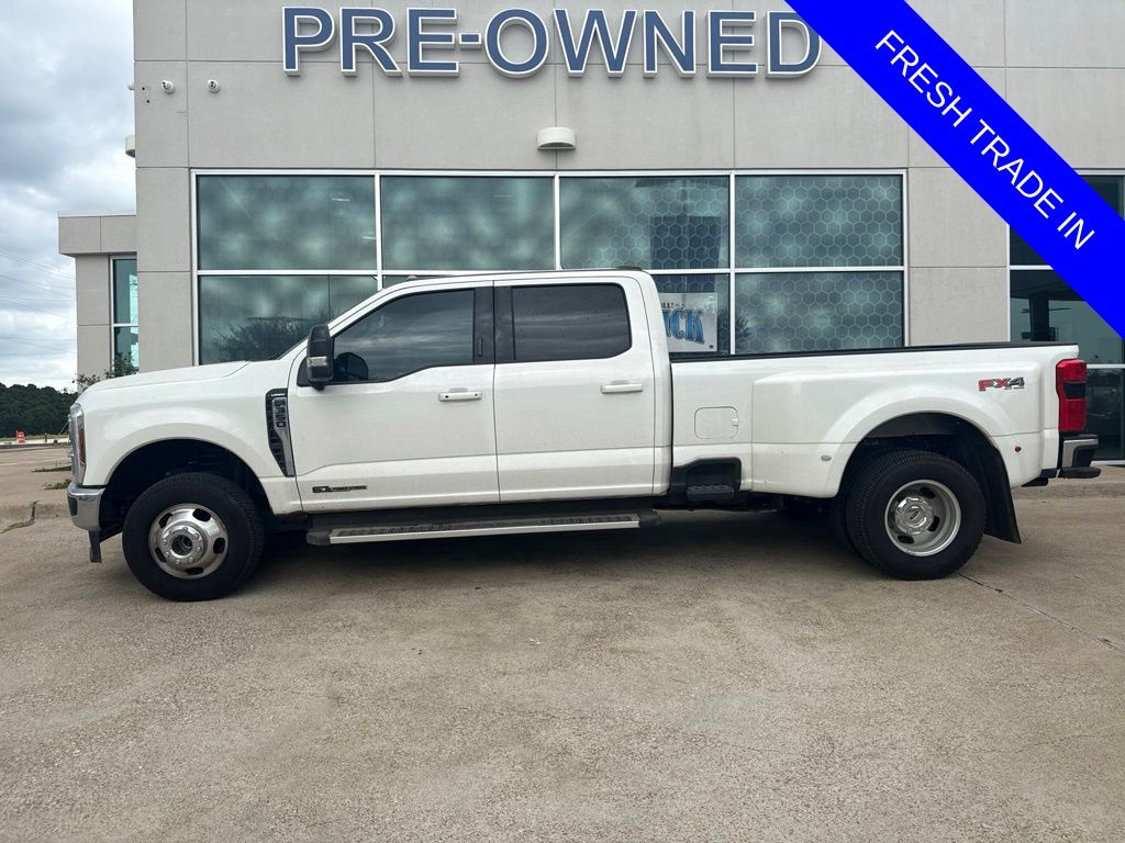 White Metallic 2024 Ford F-350 Super Duty Pickup Truck Four-Wheel Drive Automatic