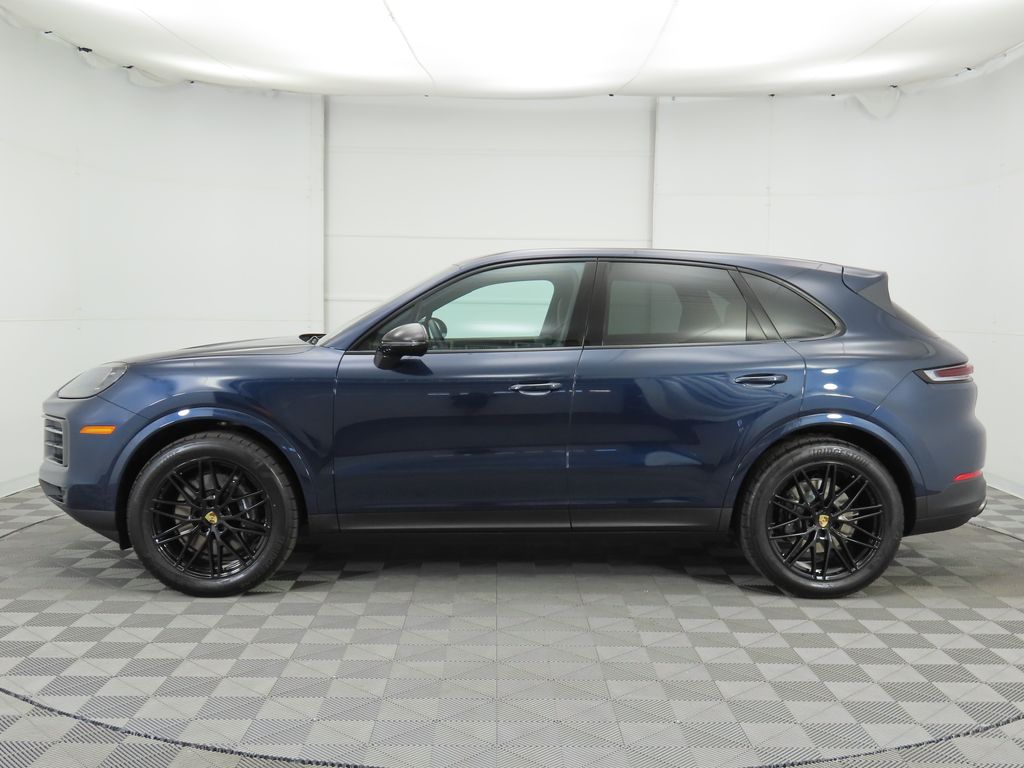 2024 Porsche Cayenne  8