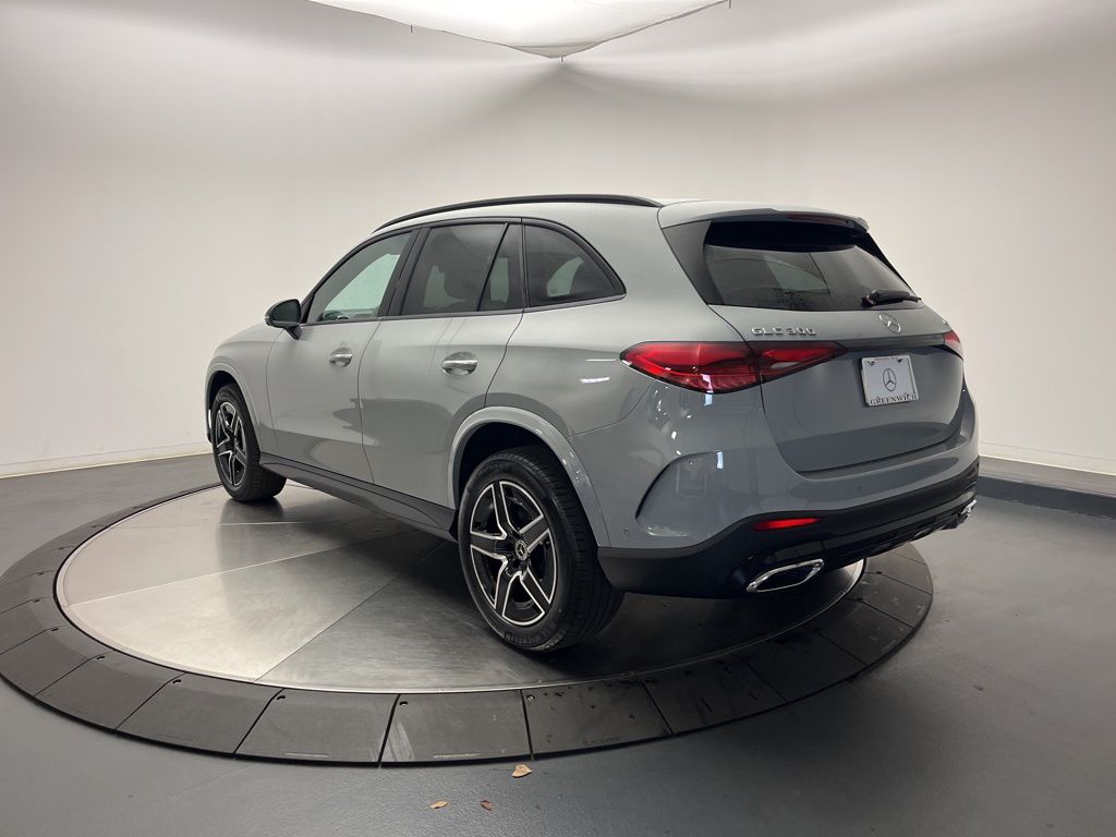 Thumbnail: 2026 Mercedes-Benz GLC - 5