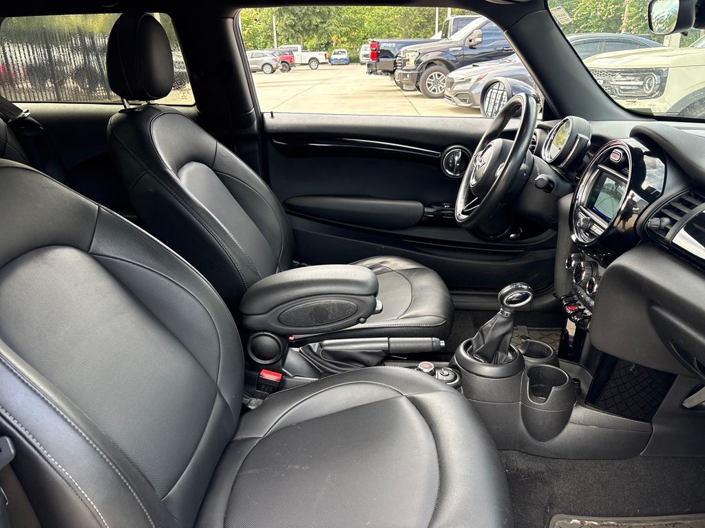 Certified Used 2019 Blue MINI Signature image 28