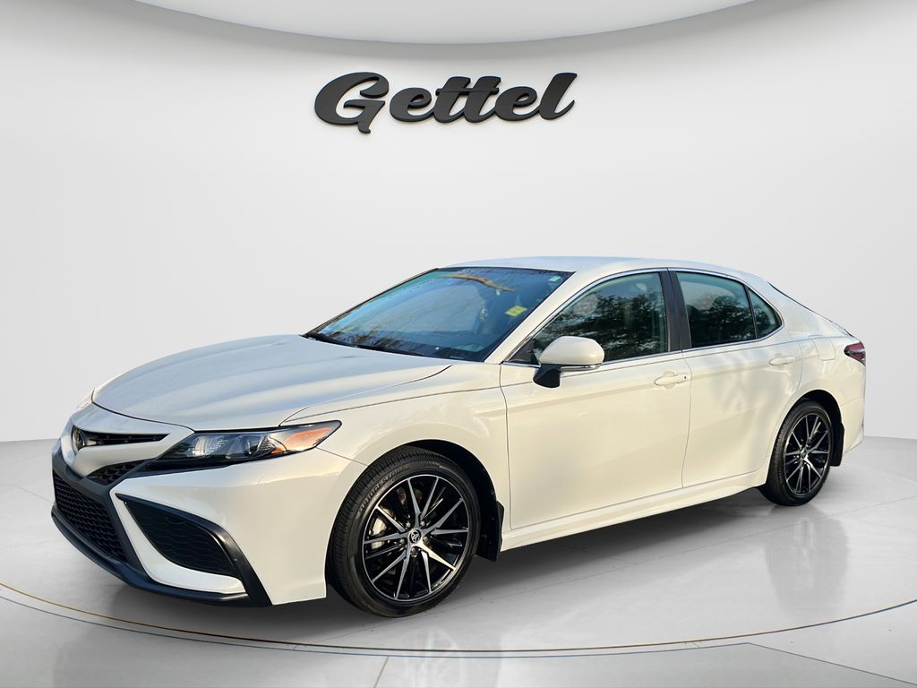 Ice Cap 2024 Toyota Camry Sedan Front-Wheel Drive 8-Speed Automatic