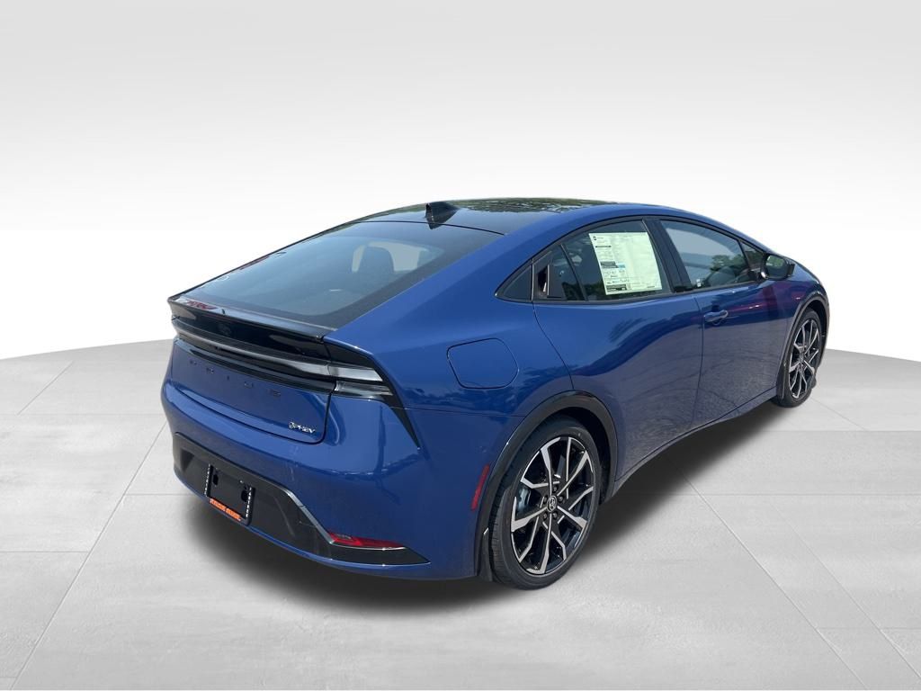 2025 Toyota Prius Plug-in Hybrid XSE Premium photo 3
