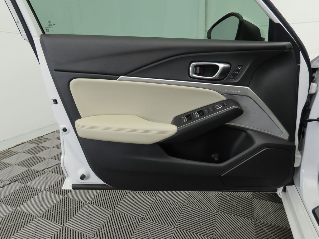 Thumbnail: 2023 Acura Integra - 22