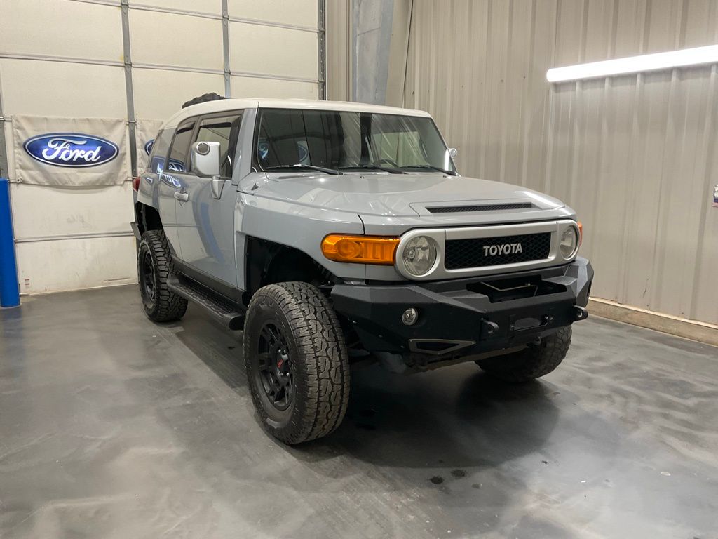 2014 Toyota FJ Cruiser 4WD