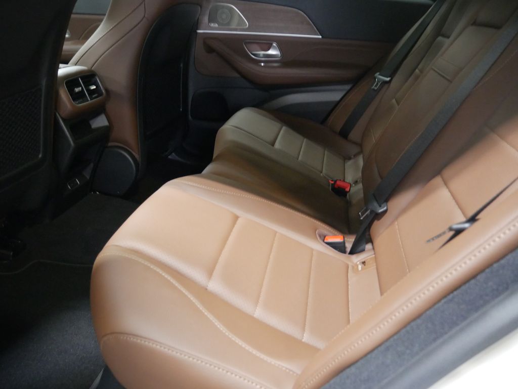 Thumbnail: 2026 Mercedes-Benz GLE - 17