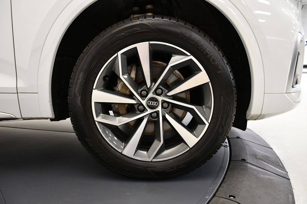2022 Audi Q5 e Premium Plus 16