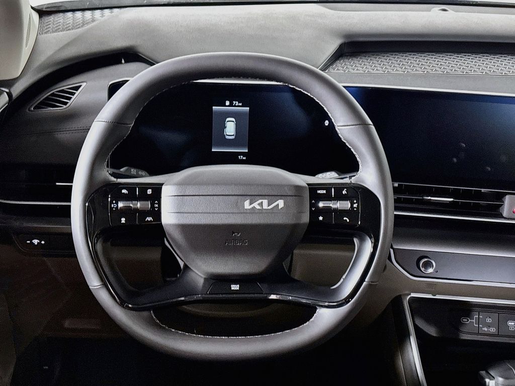 2027 Kia Carnival LXS