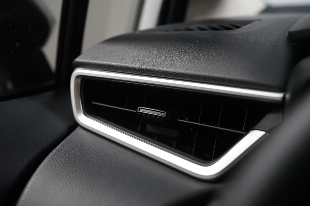 Thumbnail: 2026 Toyota Corolla - 25