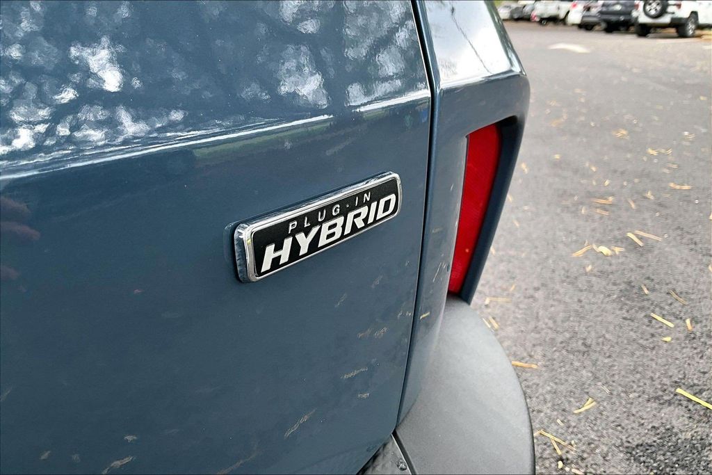 Used 2024 Blue Ford Base image 34