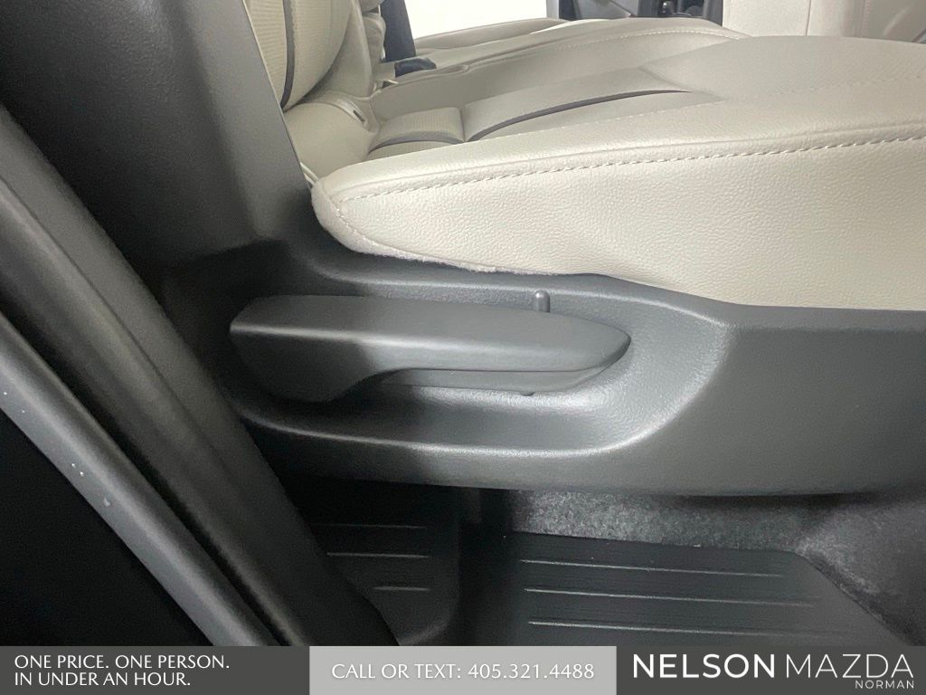 2026 Mazda CX-90 PHEV Preferred Package's photo