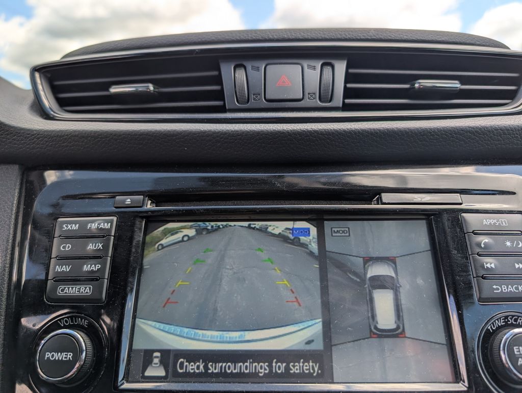 Used 2017 Silver Nissan SV image 15