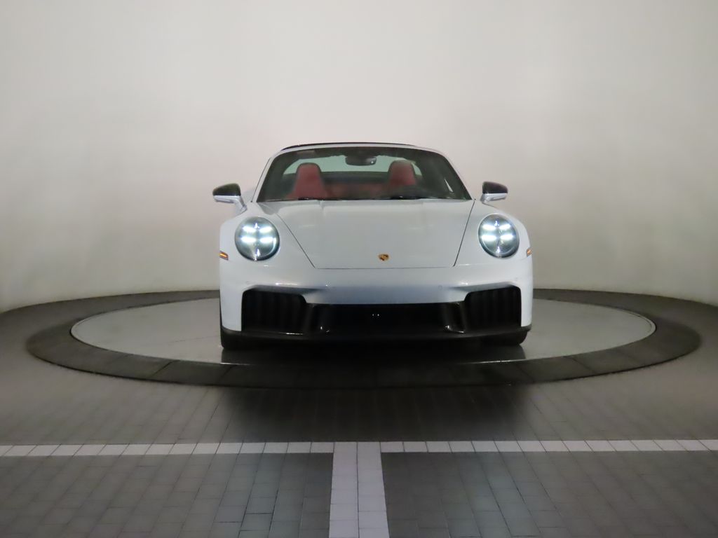 Thumbnail: 2025 Porsche 911 - 18