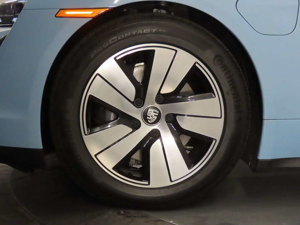 Thumbnail: 2023 Porsche Taycan - 11