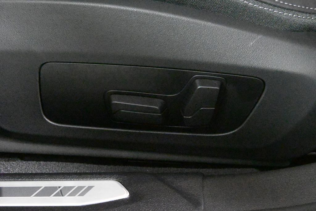 Thumbnail: 2025 BMW 2 Series - 28