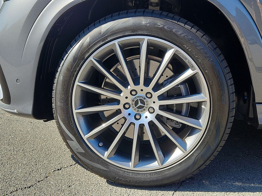 Thumbnail: 2026 Mercedes-Benz GLE - 5