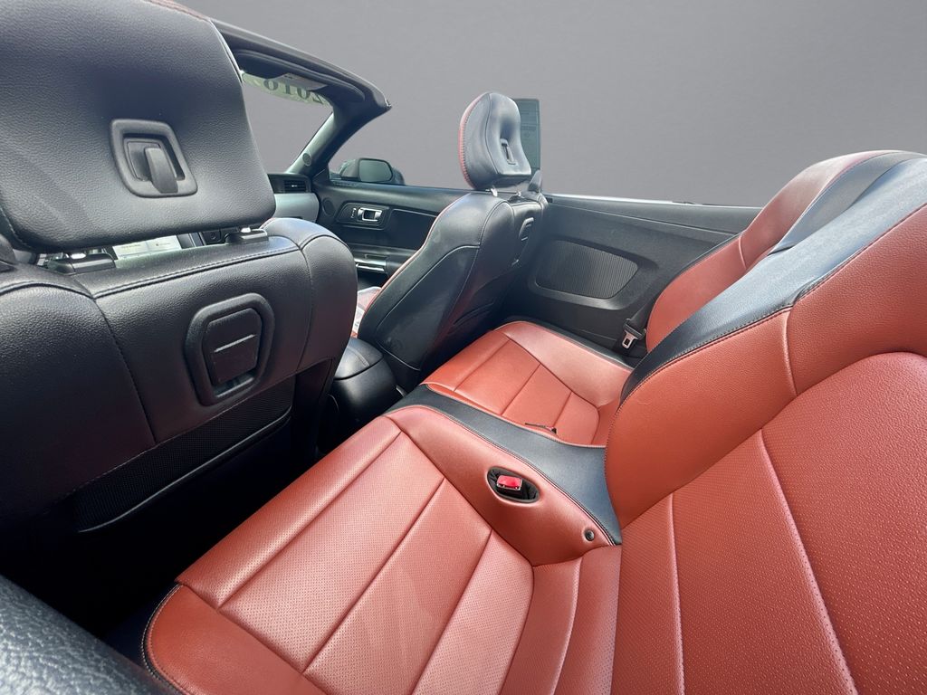 Thumbnail: 2016 Ford Mustang - 32