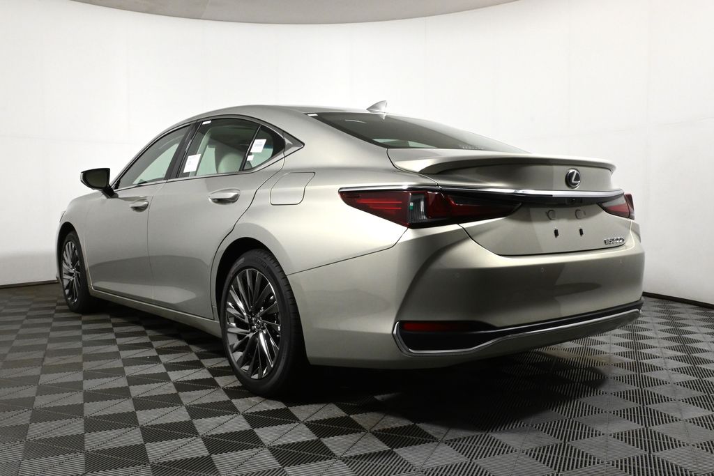 Thumbnail: 2025 Lexus ES - 5