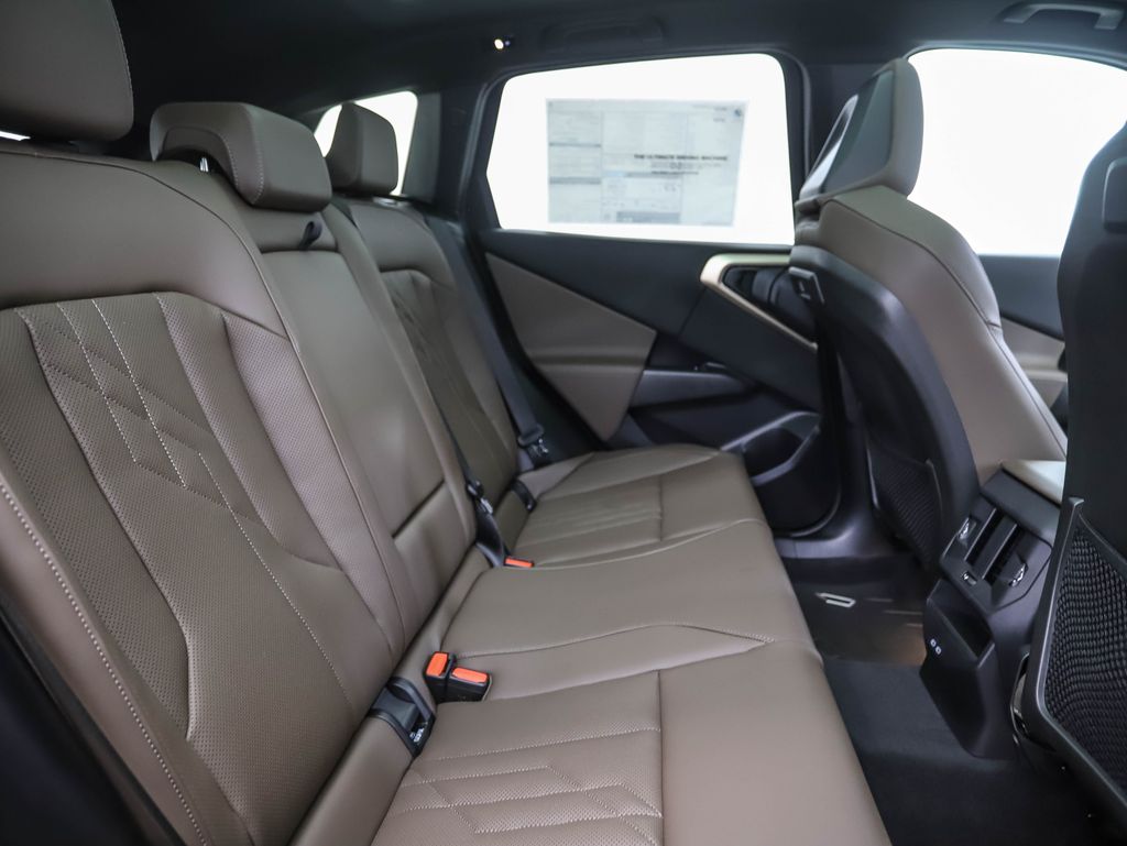 2025 BMW X3 3.0i 27