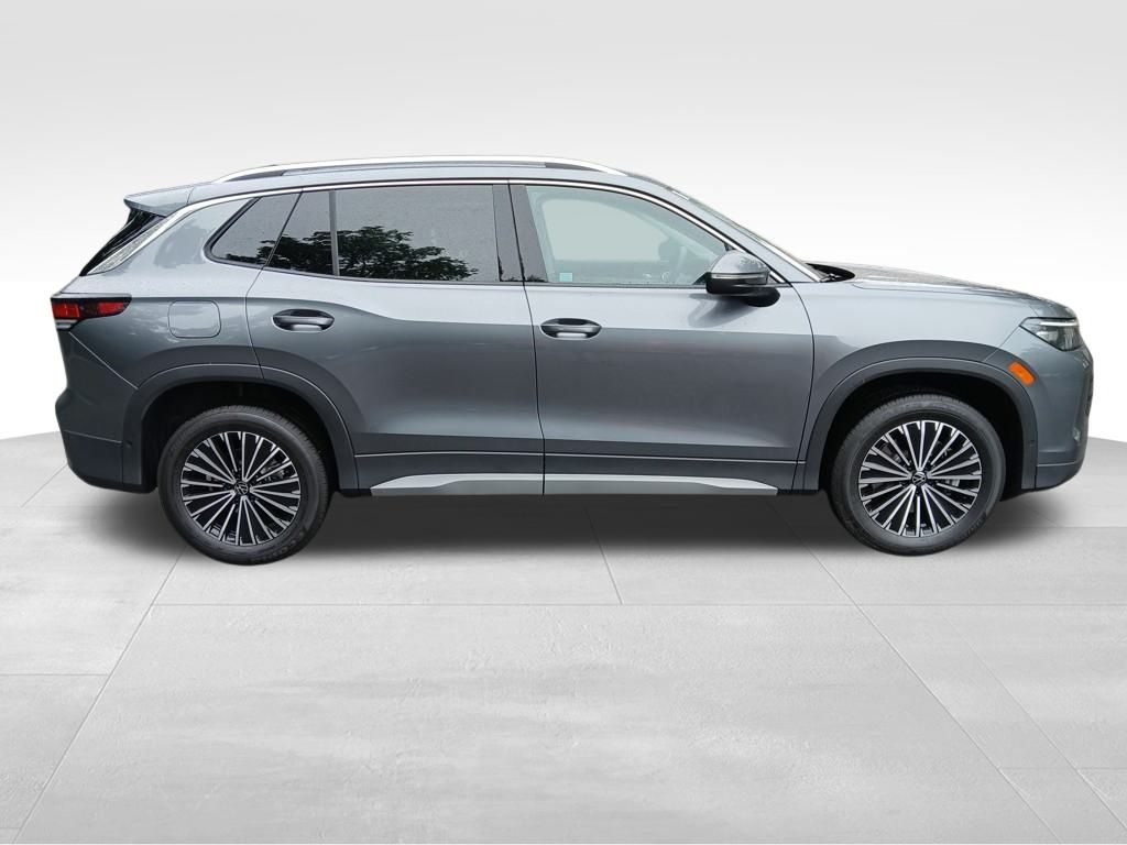Used 2025 Gray Volkswagen 2.0T S image 7