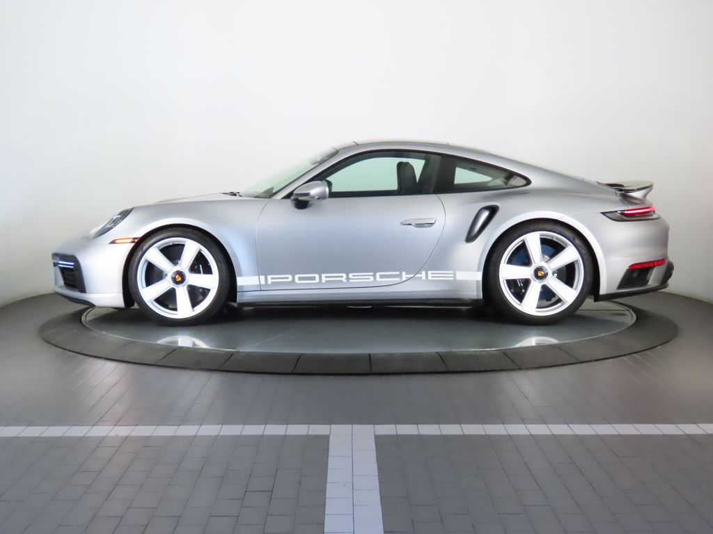 Thumbnail: 2025 Porsche 911 - 2