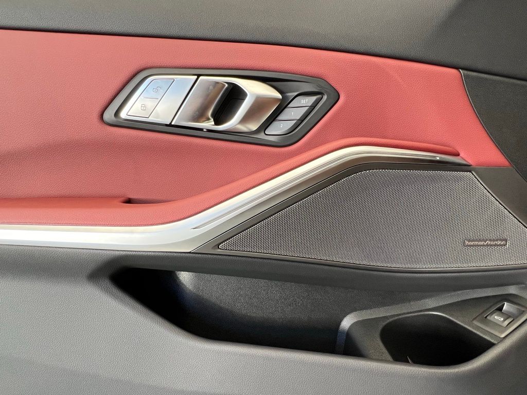 Thumbnail: 2026 BMW 3 Series - 21