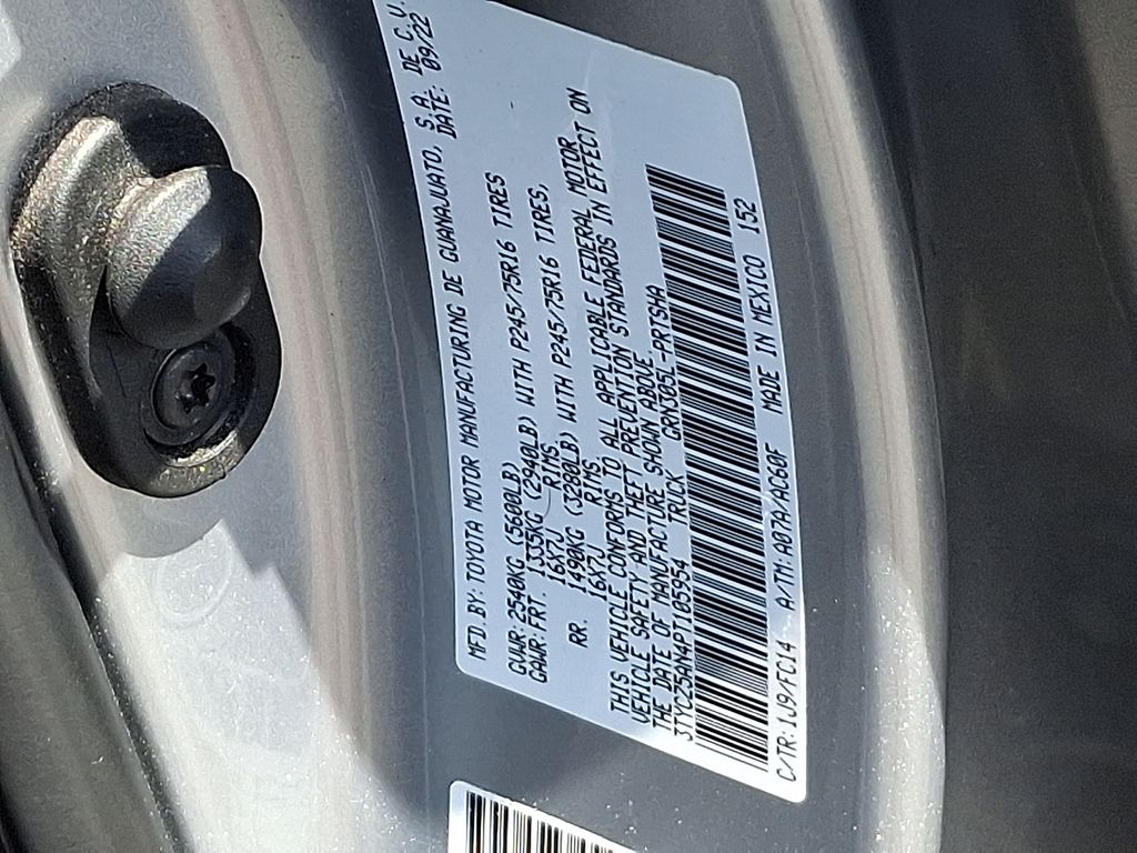 2023 Toyota Tacoma SR5 27