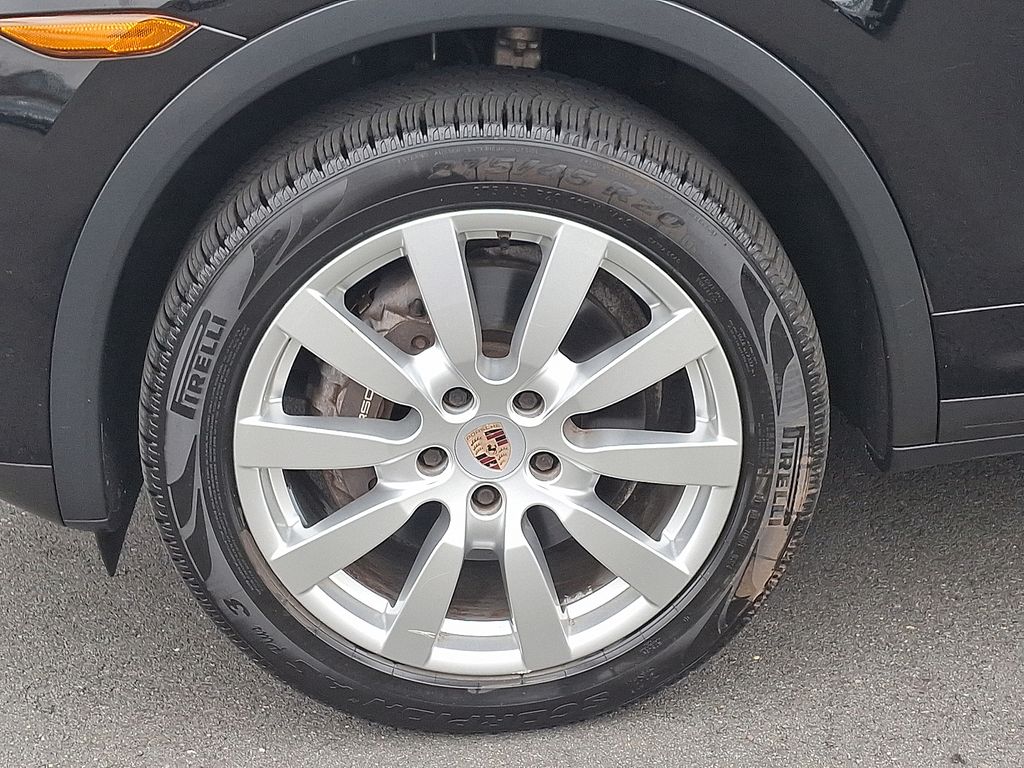 Thumbnail: 2014 Porsche Cayenne - 8