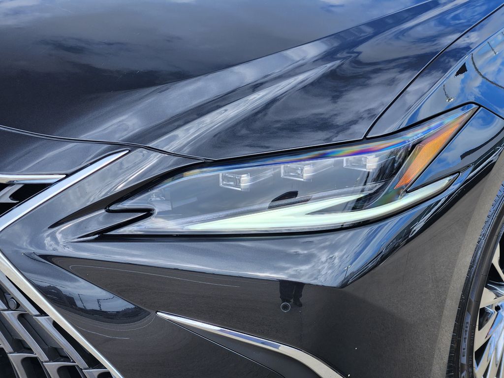 2025 Lexus ES 350 Ultra Luxury Black at Westside Lexus